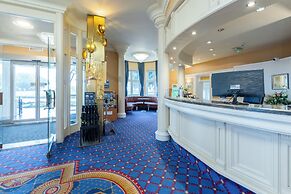 Bournemouth Carlton Hotel by Belvilla