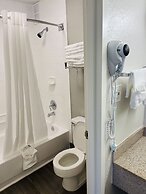 La Quinta Inn by Wyndham West Palm Beach - Florida Turnpike