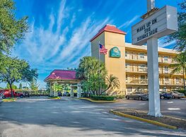 La Quinta Inn by Wyndham West Palm Beach - Florida Turnpike