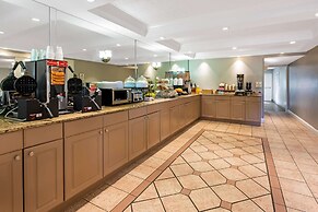 La Quinta Inn by Wyndham West Palm Beach - Florida Turnpike