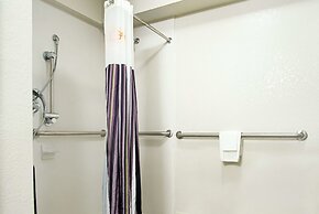 La Quinta Inn by Wyndham West Palm Beach - Florida Turnpike