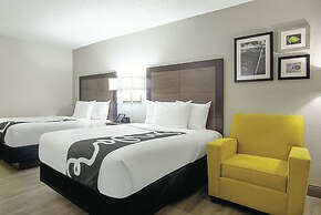 La Quinta Inn by Wyndham West Palm Beach - Florida Turnpike