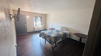 Hallmark Inn By OYO Fort Wayne