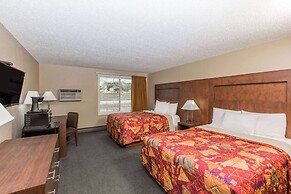 Days Inn by Wyndham Pierre