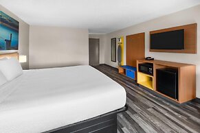 Days Inn by Wyndham Pierre
