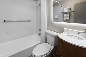 Days Inn by Wyndham Pierre