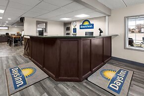 Days Inn by Wyndham Pierre