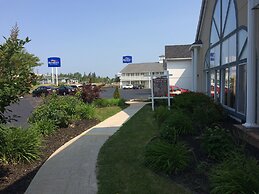 Baymont by Wyndham St. Ignace Lakefront