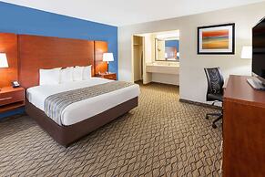 Baymont by Wyndham St. Ignace Lakefront