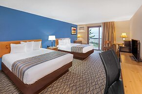 Baymont by Wyndham St. Ignace Lakefront