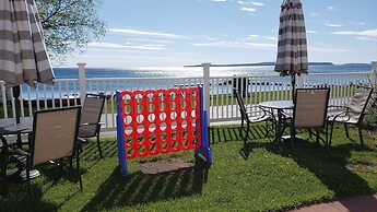 Baymont by Wyndham St. Ignace Lakefront