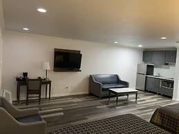 Mirage Inn and Suites