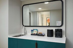 Embassy Suites by Hilton Memphis East Germantown Area