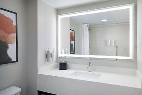 Embassy Suites by Hilton Memphis East Germantown Area