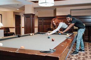 Ann Arbor Regent Hotel & Suites