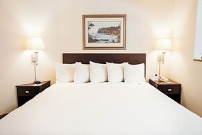 Ann Arbor Regent Hotel & Suites