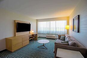 DoubleTree by Hilton Clarksville Riverview