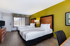 La Quinta Inn Tampa Airport Stadium Westshore