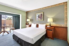 The Clifton Motel