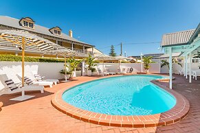 The Clifton Motel