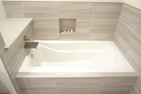 The Volare, Ascend Hotel Collection