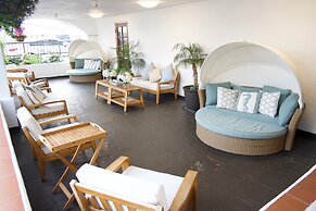 The Volare, Ascend Hotel Collection