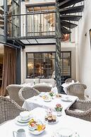 Hôtel Chateaubriand Champs Elysées