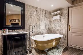 Hôtel Chateaubriand Champs Elysées