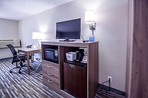 Days Inn & Suites by Wyndham Wisconsin Dells
