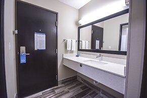 Days Inn & Suites by Wyndham Wisconsin Dells