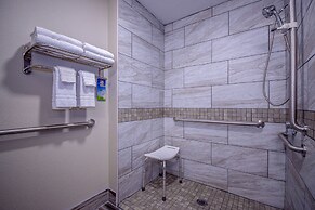 Days Inn & Suites by Wyndham Wisconsin Dells