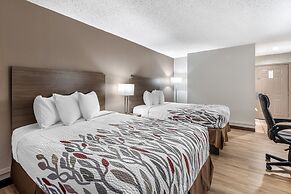 Red Roof Inn & Suites Sulphur Springs