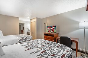 Red Roof Inn & Suites Sulphur Springs