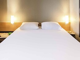 ibis Thonon Centre Hotel