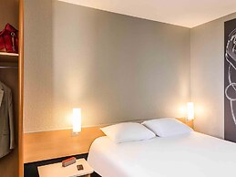 ibis Thonon Centre Hotel