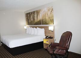 Days Inn by Wyndham Forest