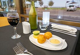 Hospitality Esperance, SureStay Collection by Best Western