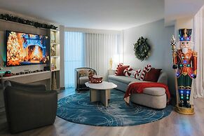 VEA Newport Beach, A Marriott Resort & Spa