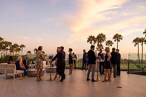 VEA Newport Beach, A Marriott Resort & Spa