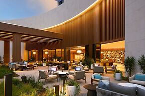 VEA Newport Beach, A Marriott Resort & Spa