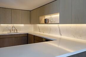 VEA Newport Beach, A Marriott Resort & Spa