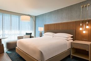 VEA Newport Beach, A Marriott Resort & Spa