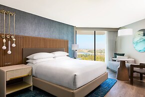 VEA Newport Beach, A Marriott Resort & Spa