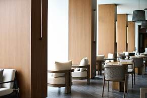 VEA Newport Beach, A Marriott Resort & Spa