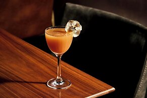 VEA Newport Beach, A Marriott Resort & Spa