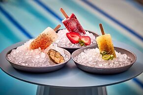 VEA Newport Beach, A Marriott Resort & Spa