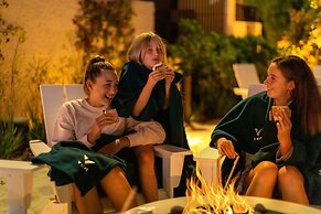 VEA Newport Beach, A Marriott Resort & Spa