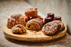 VEA Newport Beach, A Marriott Resort & Spa