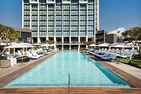 VEA Newport Beach, A Marriott Resort & Spa