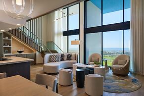 VEA Newport Beach, A Marriott Resort & Spa